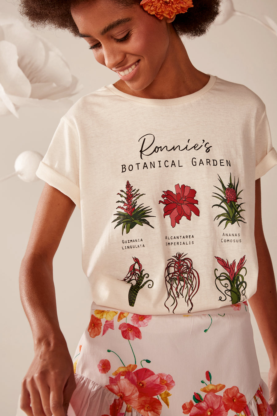 T-Shirt - Ronnie's Botanical Garden