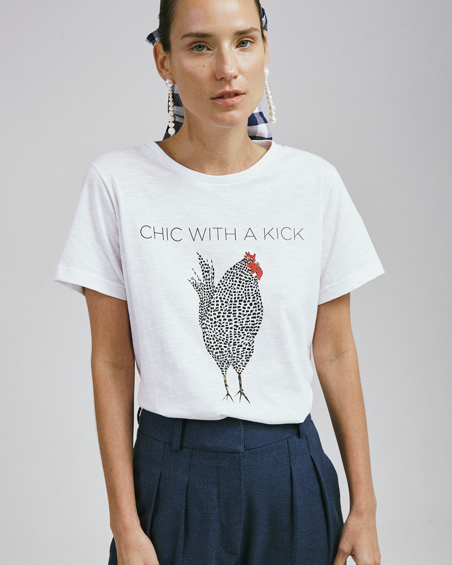 T-Shirt - Chic with a Kick